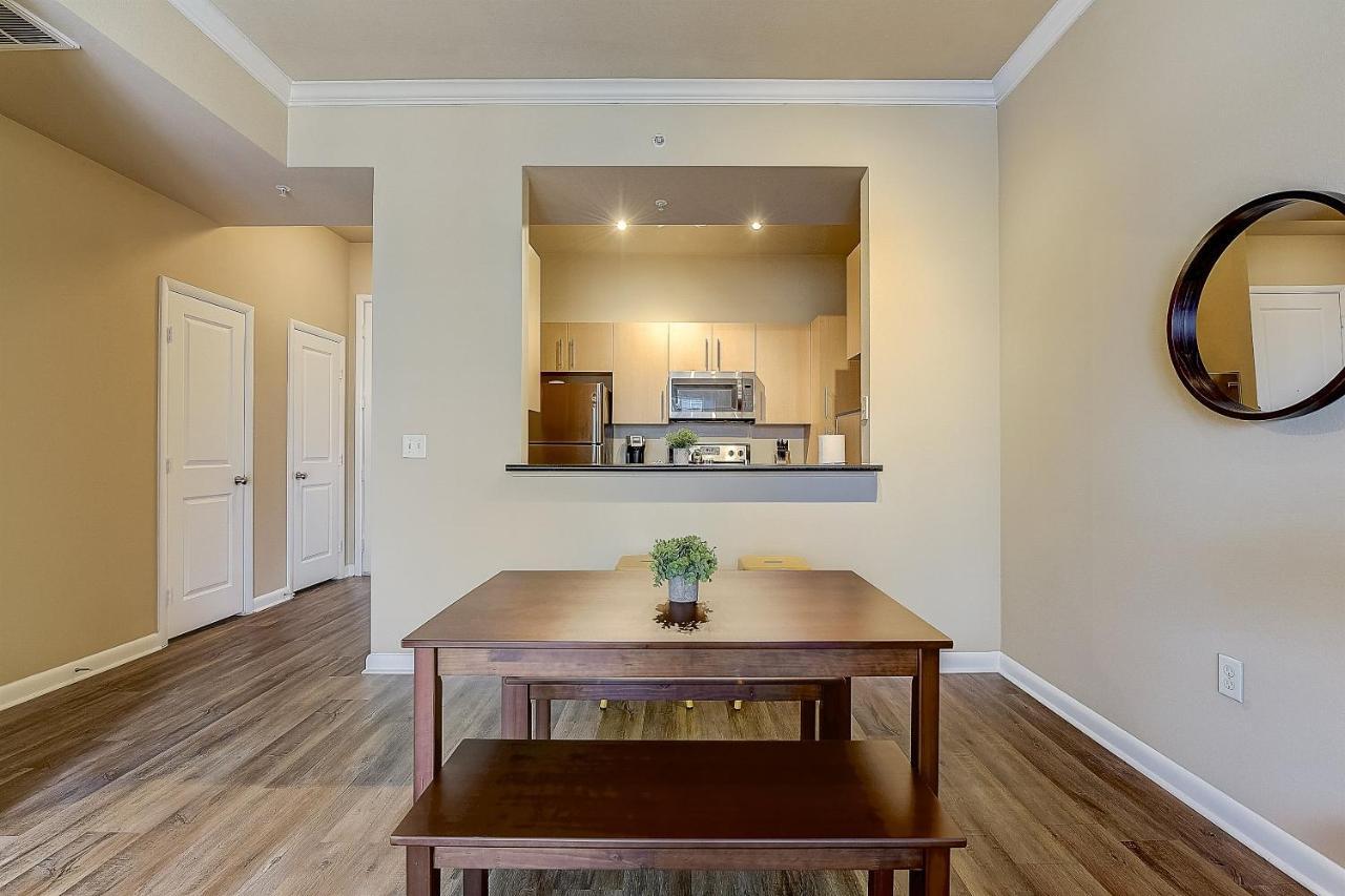 Frontdesk Oakwood Residence Apts Uptown Dallas Exteriér fotografie