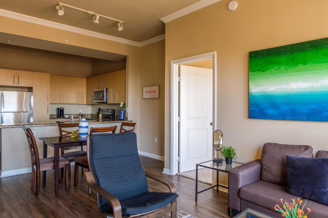 Frontdesk Oakwood Residence Apts Uptown Dallas Exteriér fotografie