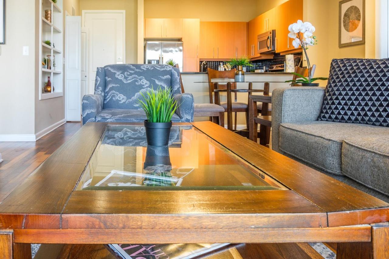 Frontdesk Oakwood Residence Apts Uptown Dallas Exteriér fotografie