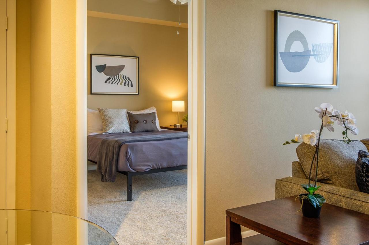 Frontdesk Oakwood Residence Apts Uptown Dallas Exteriér fotografie