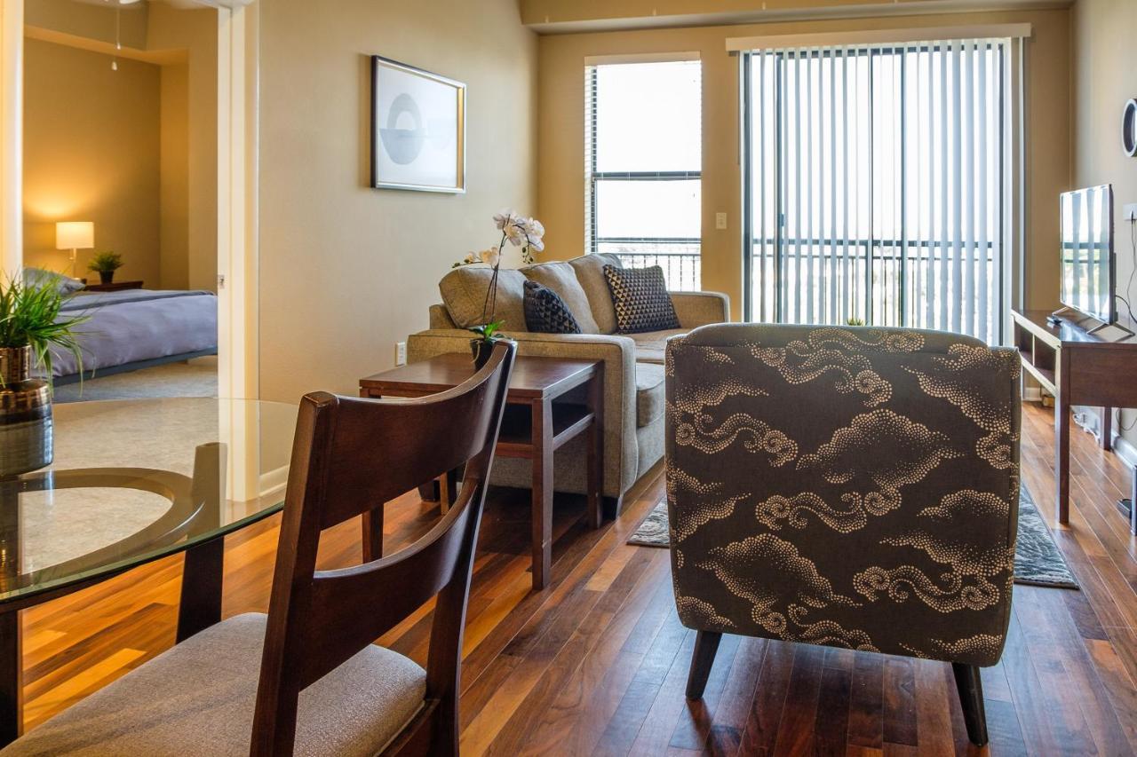 Frontdesk Oakwood Residence Apts Uptown Dallas Exteriér fotografie
